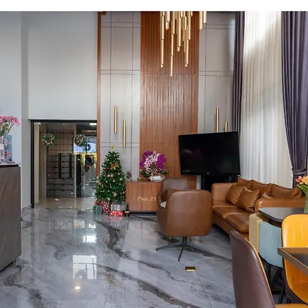 Modern Apartment With Rooftop Pool & Gym Phnom Penh Exterior photo